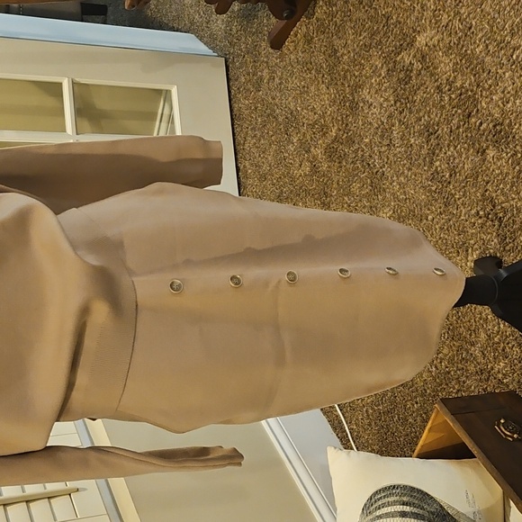 Zyia Sweater and Sweater Skirt Bundle - Picture 3 of 9